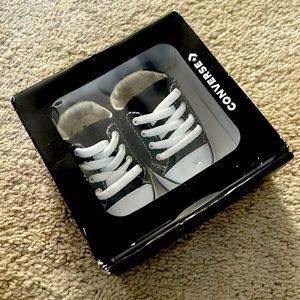 converse crib shoe
